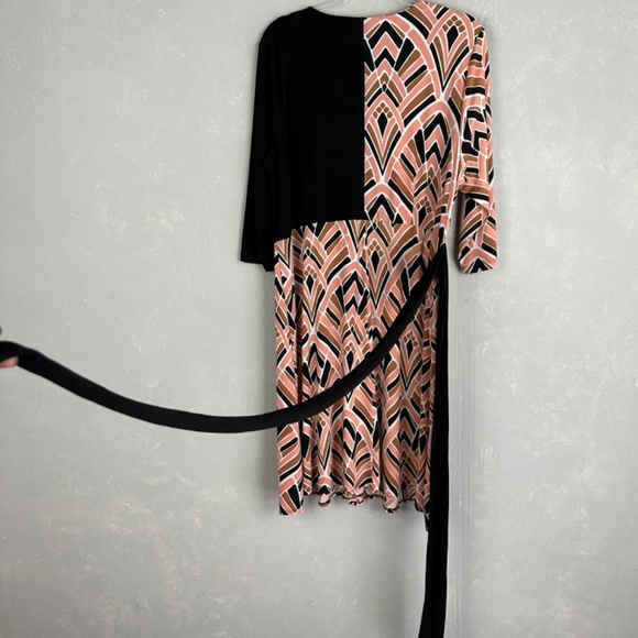 Bob Mackie plus size 1X faux wrap dress 3/4 sleeve stretch knit black geometric - Picture 8 of 14